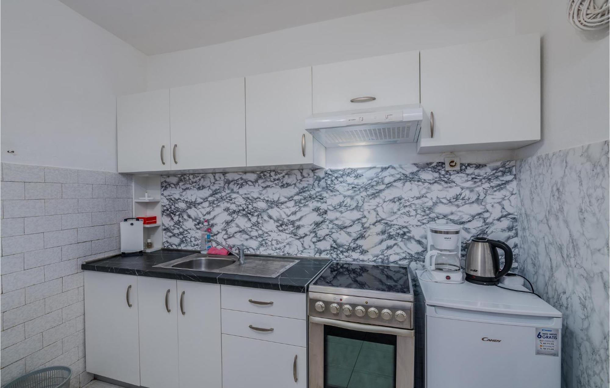 Lovely Apartment In Stara Baska 1 With Kitchen Eksteriør billede